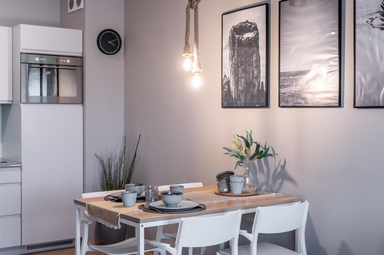 Przystan Kolo Brzegu Apartment Kolobrzeg Ngoại thất bức ảnh