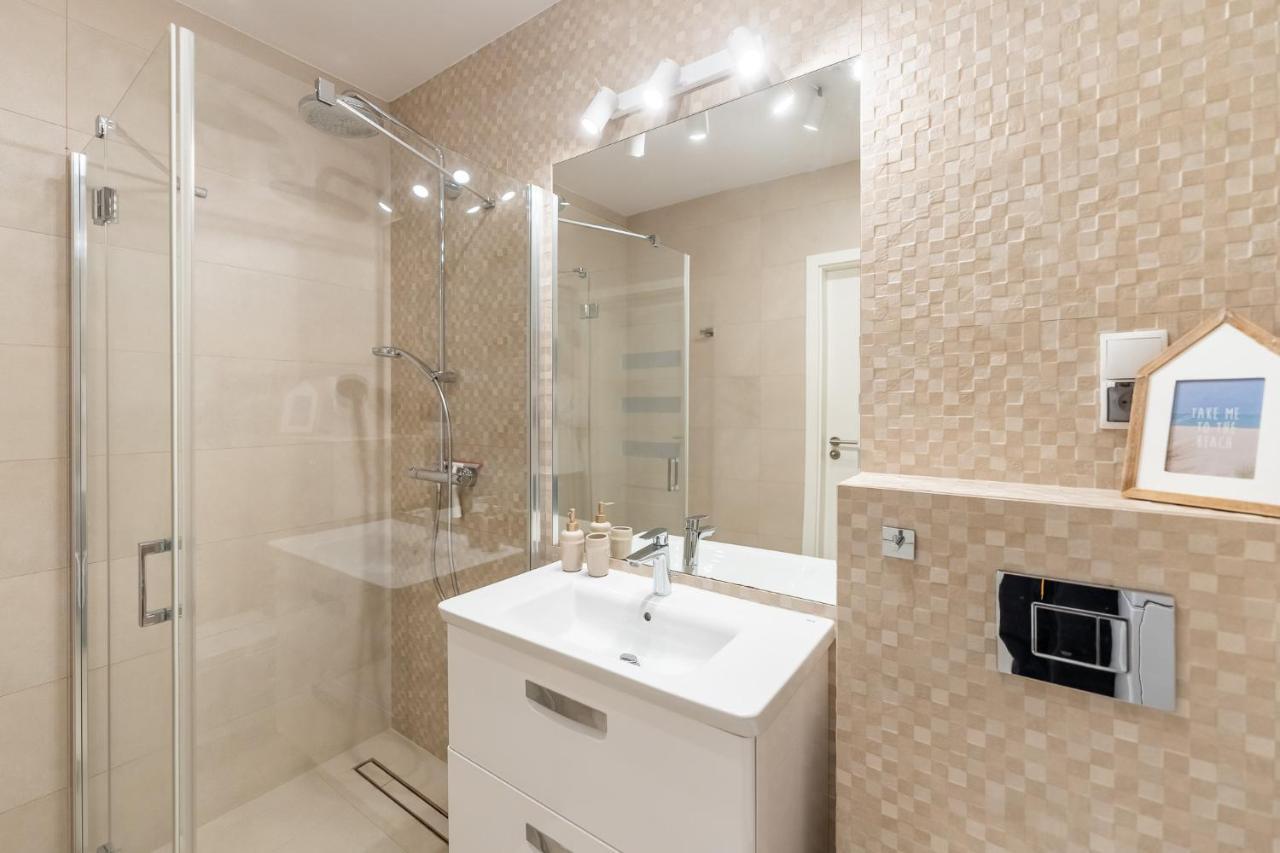 Przystan Kolo Brzegu Apartment Kolobrzeg Ngoại thất bức ảnh